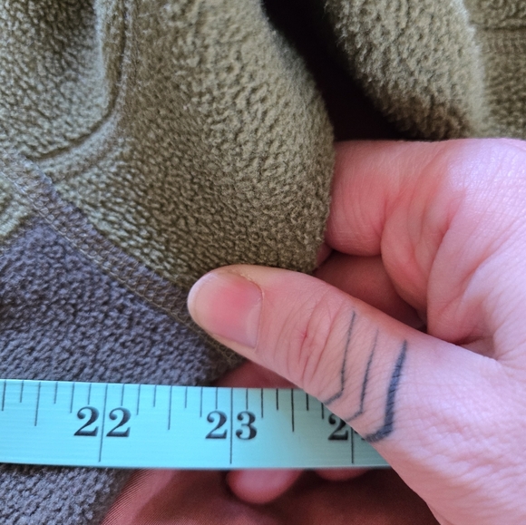 MEC | Women's Olive Green Fleece Jacket, Size S - Picture 9 of 9